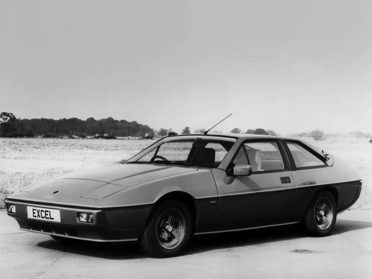 Lotus Excel 1982 – 1992 Купе — сүрөт 2