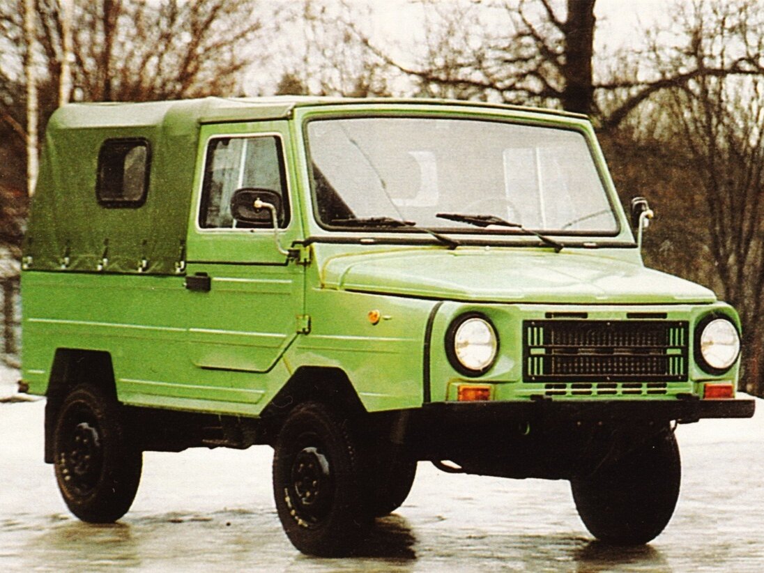 ЛуАЗ 1302 Волынь 1990 – 2001 Внедорожник открытый