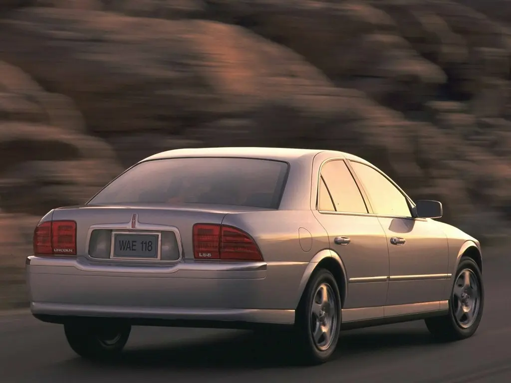 Lincoln LS I Седан — 照片 4