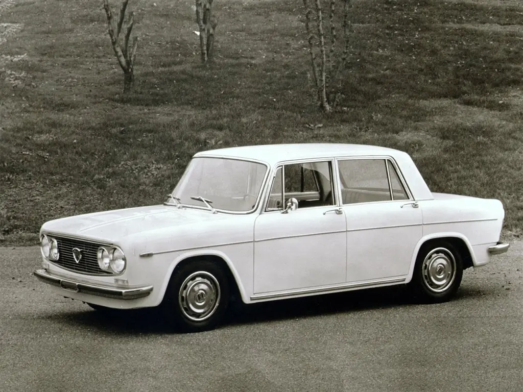 Lancia Fulvia 1968 – 1975 Седан
