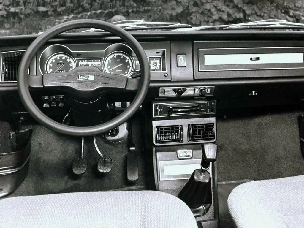 Lancia Beta 1972 – 1984 Седан — photo 5