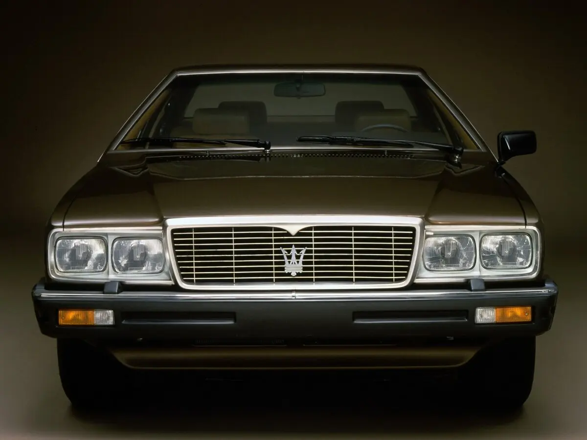 Maserati Quattroporte III Седан — сүрөт 3