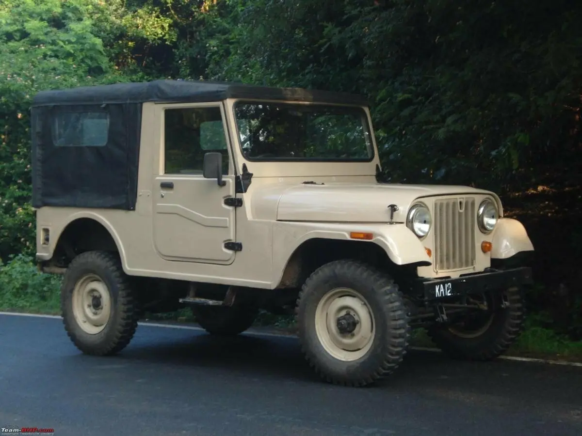 Mahindra MM 1990 – 2000 Внедорожник открытый 775