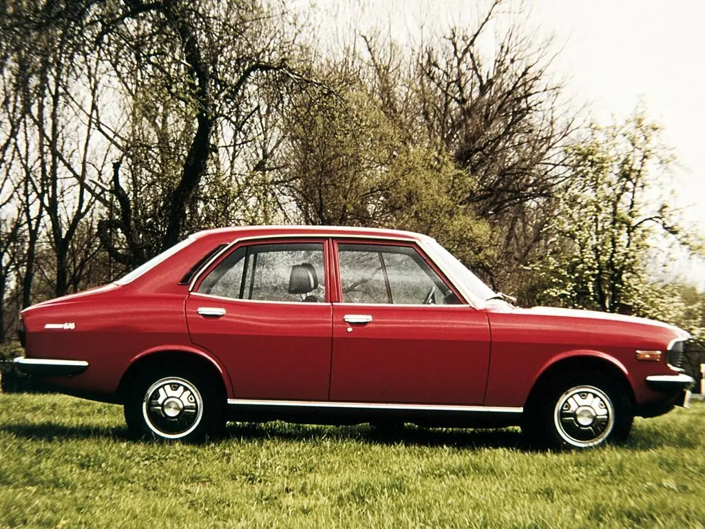 Mazda 616 1970 – 1978 Седан — сүрөт 2