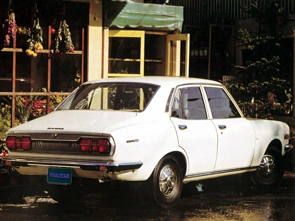 Mazda 616 1970 – 1978 Седан — сүрөт 3