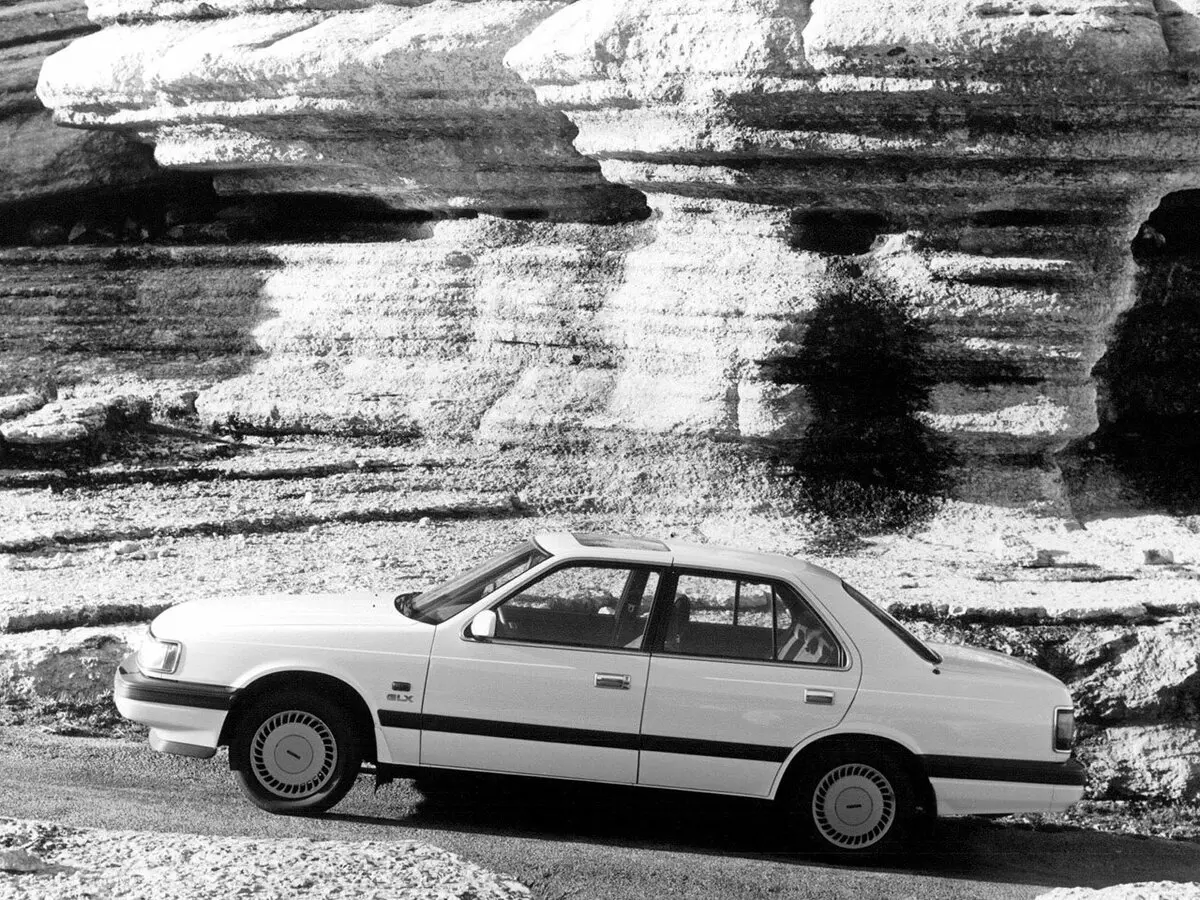 Mazda 929 III (HC) Седан — сүрөт 2