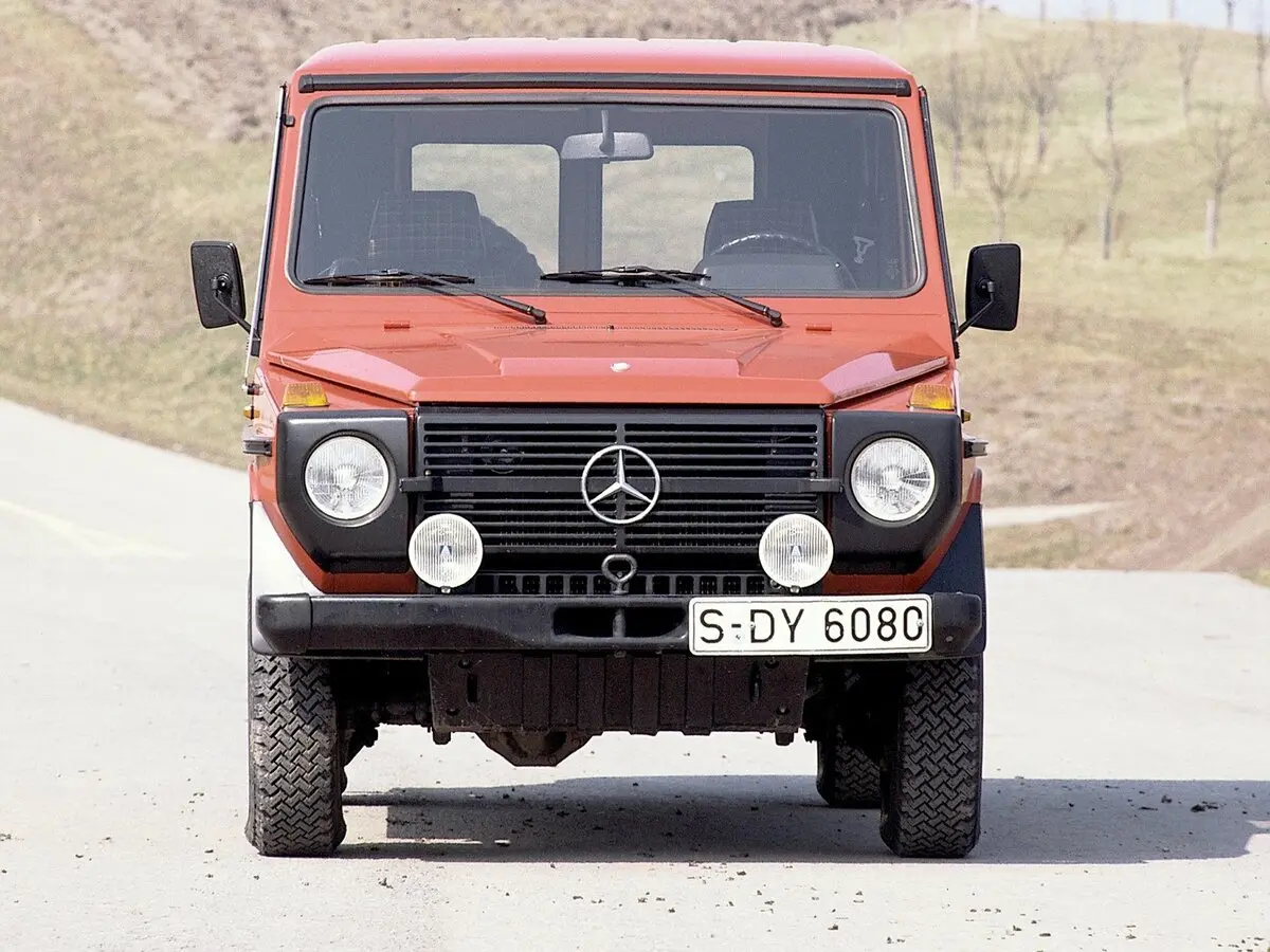 Mercedes-Benz G-Класс I (W460; W461) Внедорожник 5 дв. — сүрөт 4