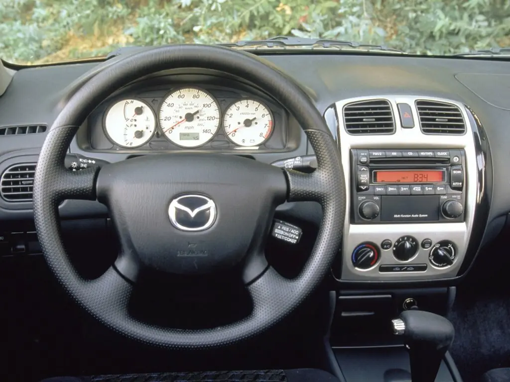 Mazda Protege III (BJ) Хэтчбек 5 дв. — сүрөт 3