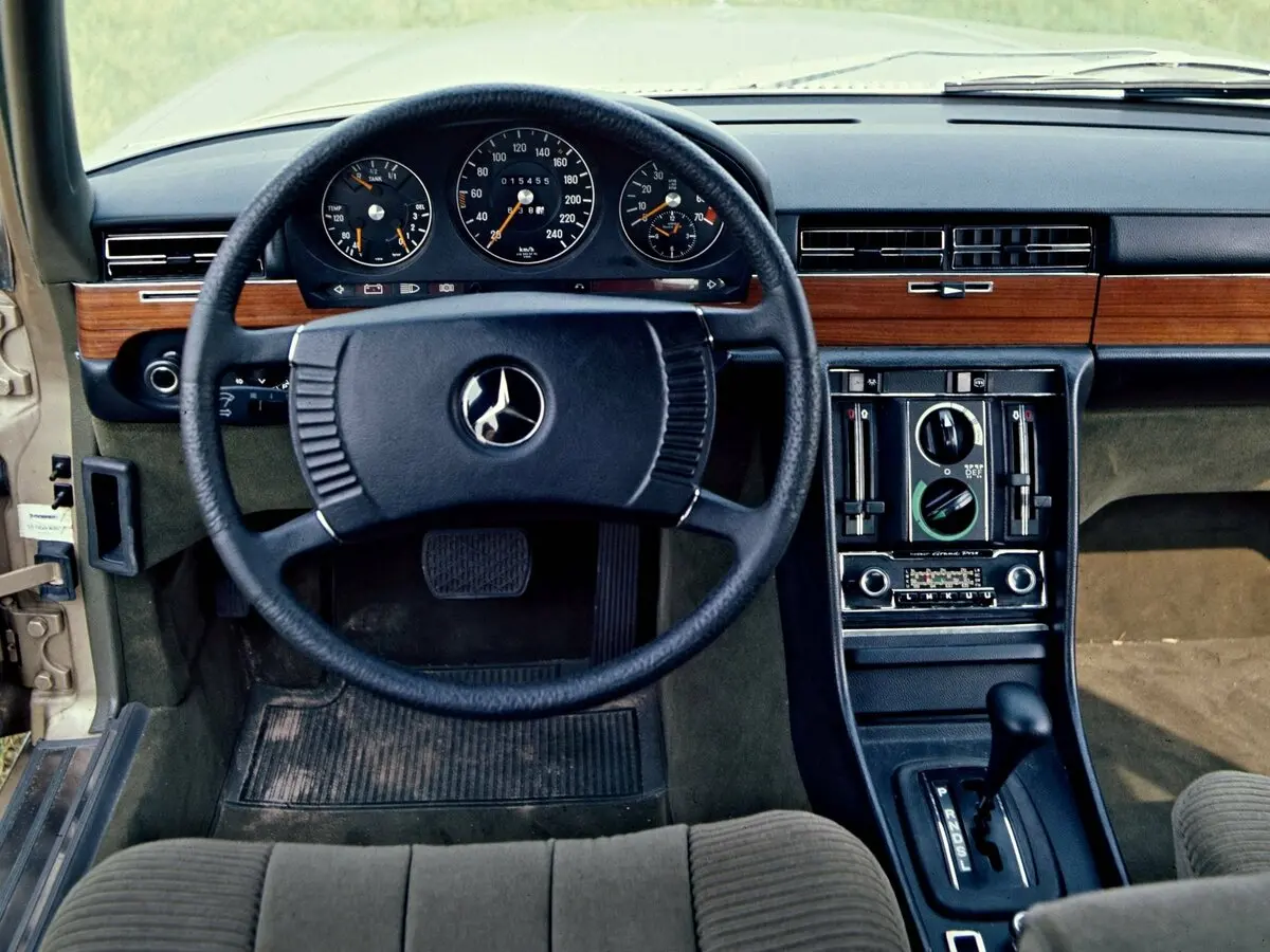 Mercedes-Benz S-Класс I (W116) Седан — фото 6