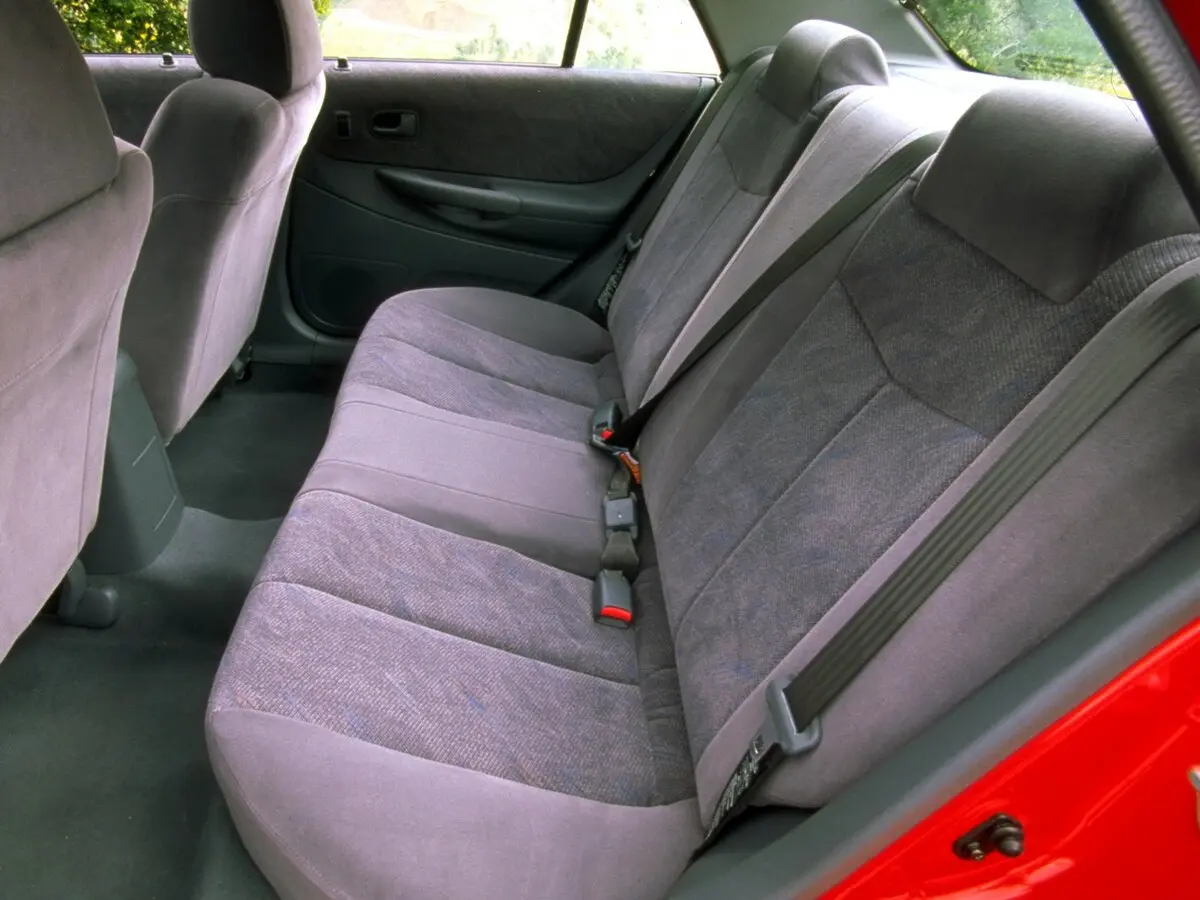 Mazda Protege III (BJ) Седан — сүрөт 7