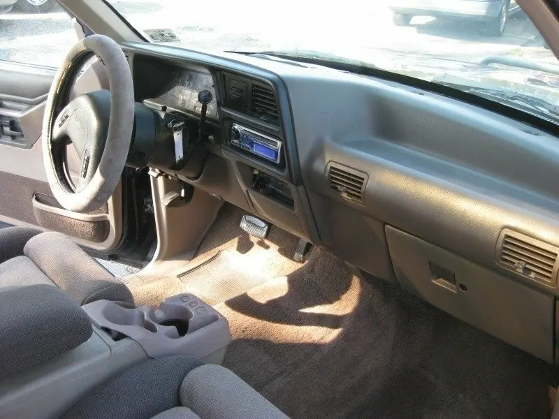 Mazda Navajo 1990 – 1994 Внедорожник 3 дв. — сүрөт 3