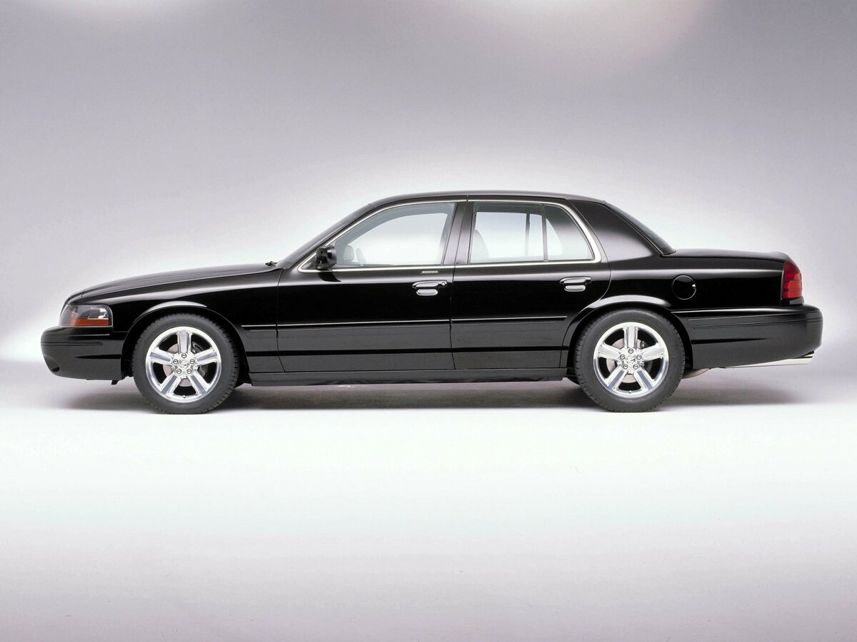 Mercury Marauder 2002 – 2004 Седан — фото 2