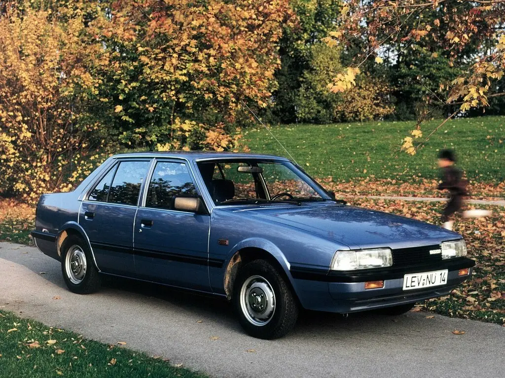 Mazda 626 II (GC) Седан