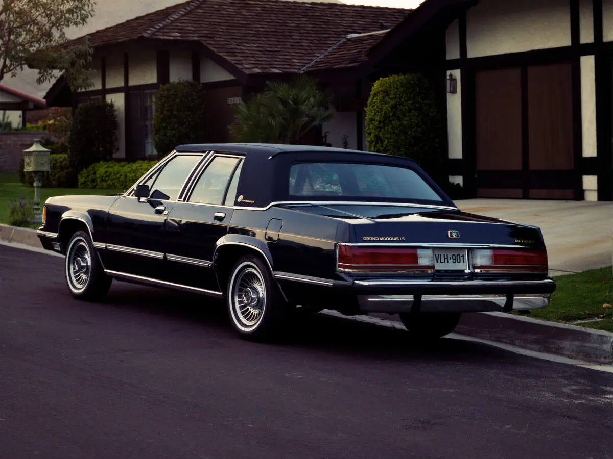 Mercury Grand Marquis I Седан — photo 5
