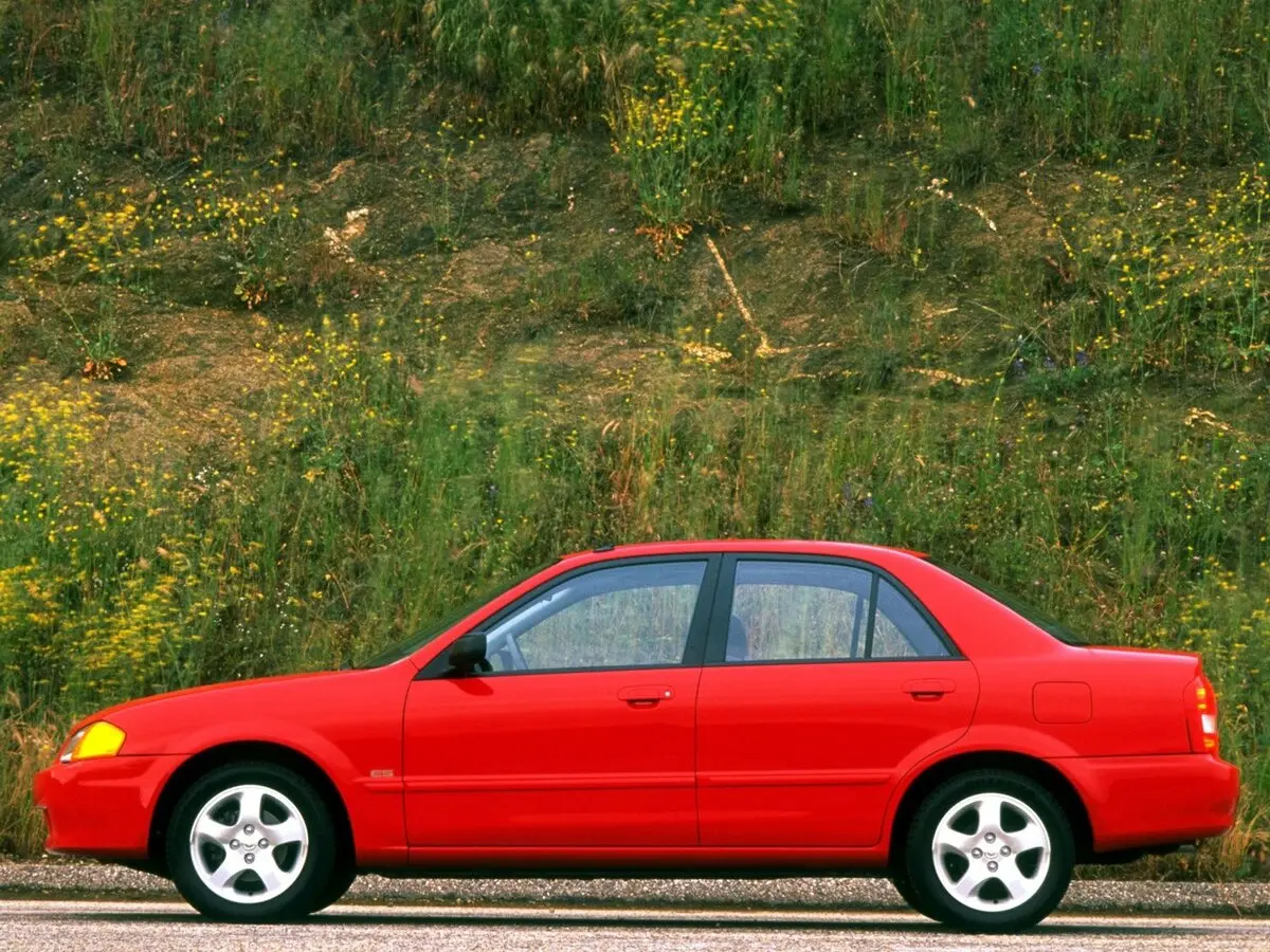 Mazda Protege II (BH) Седан — сүрөт 2