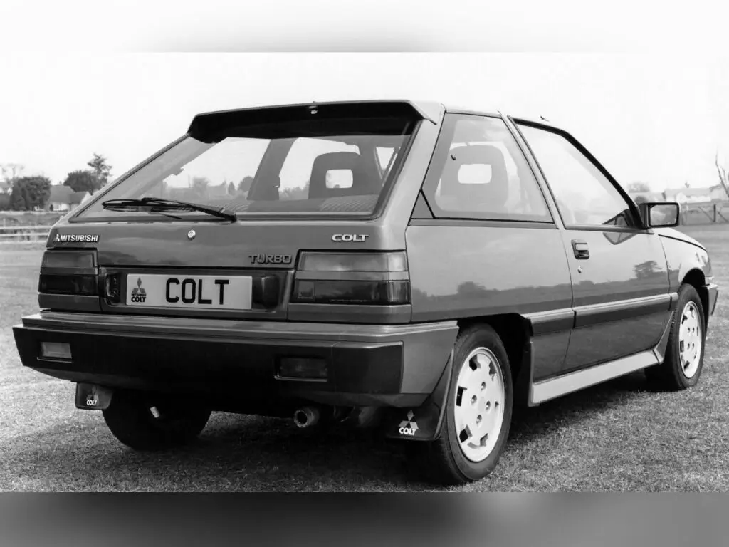 Mitsubishi Colt II (C10) Хэтчбек 3 дв. — сүрөт 3