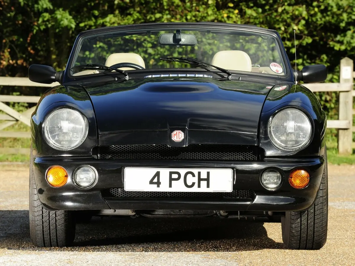 MG RV8 1992 – 1995 Родстер — сүрөт 3