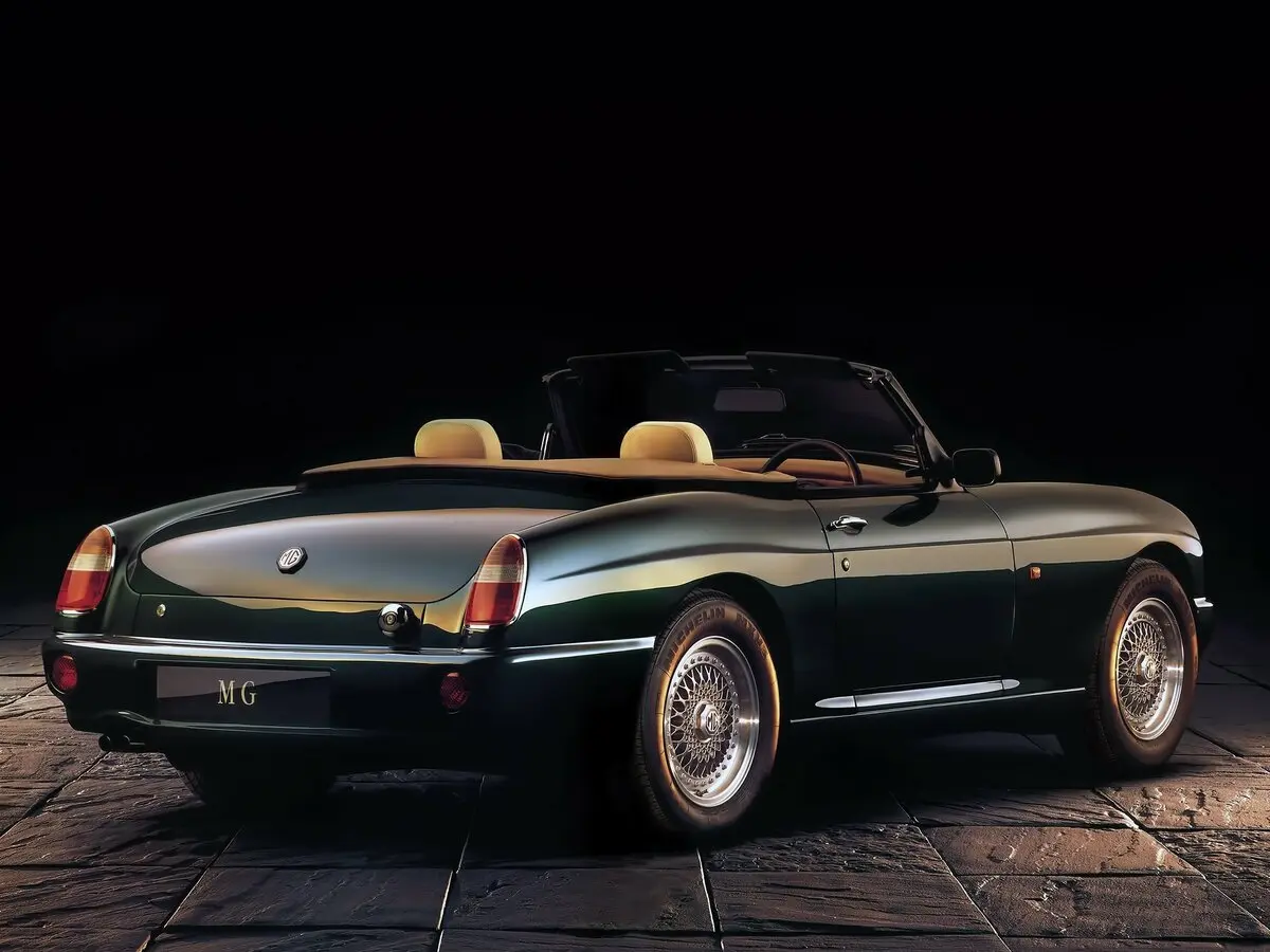MG RV8 1992 – 1995 Родстер — сүрөт 4