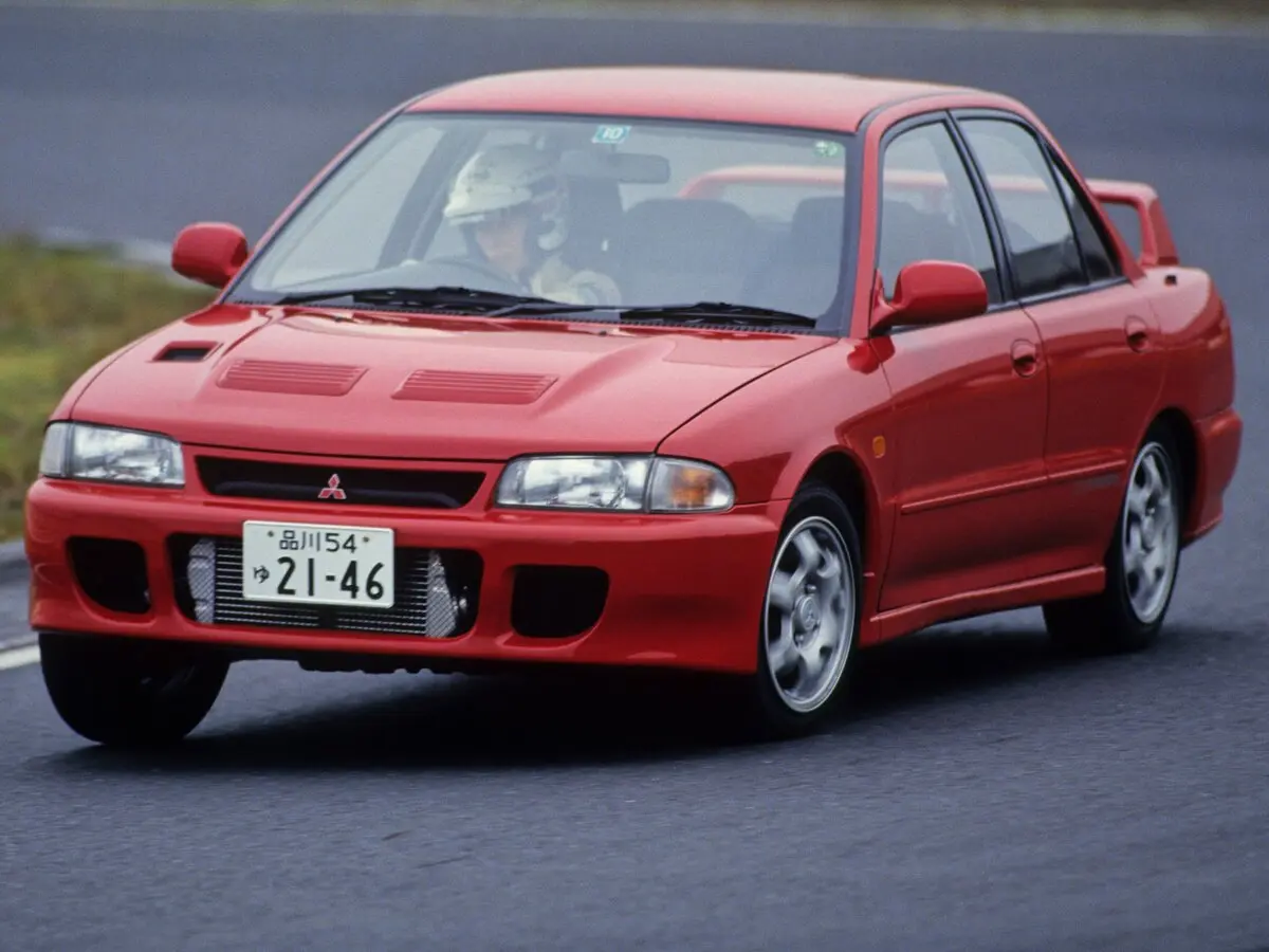 Mitsubishi Lancer Evolution I Седан — 照片 3