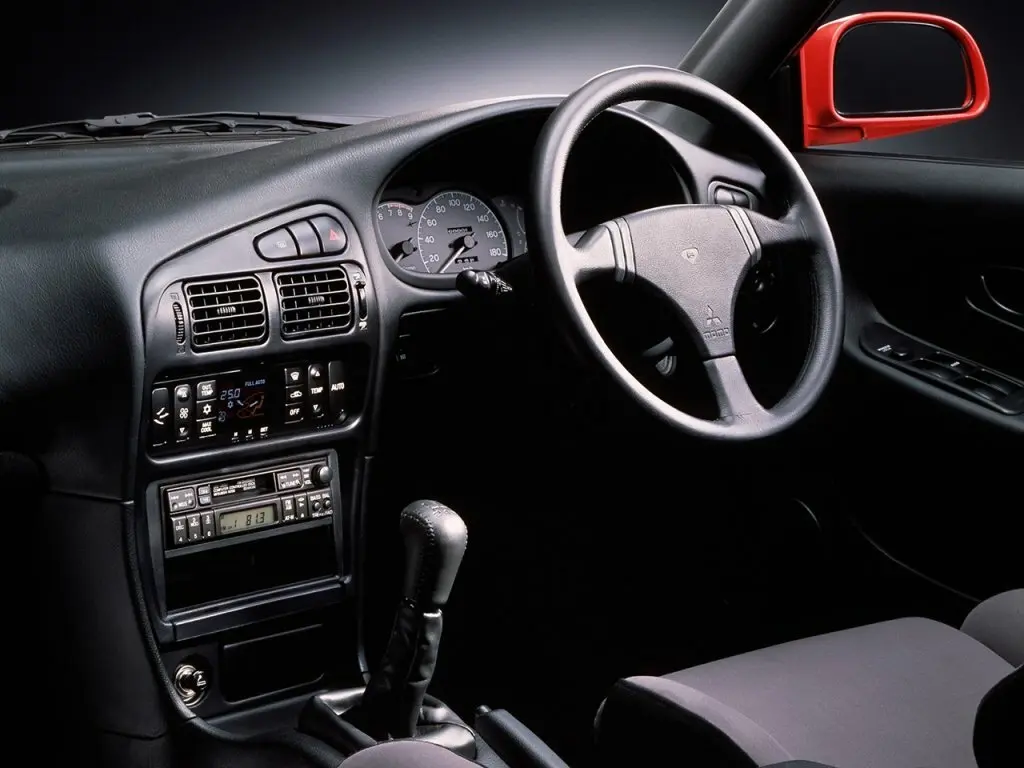 Mitsubishi Lancer Evolution I Седан — 照片 5