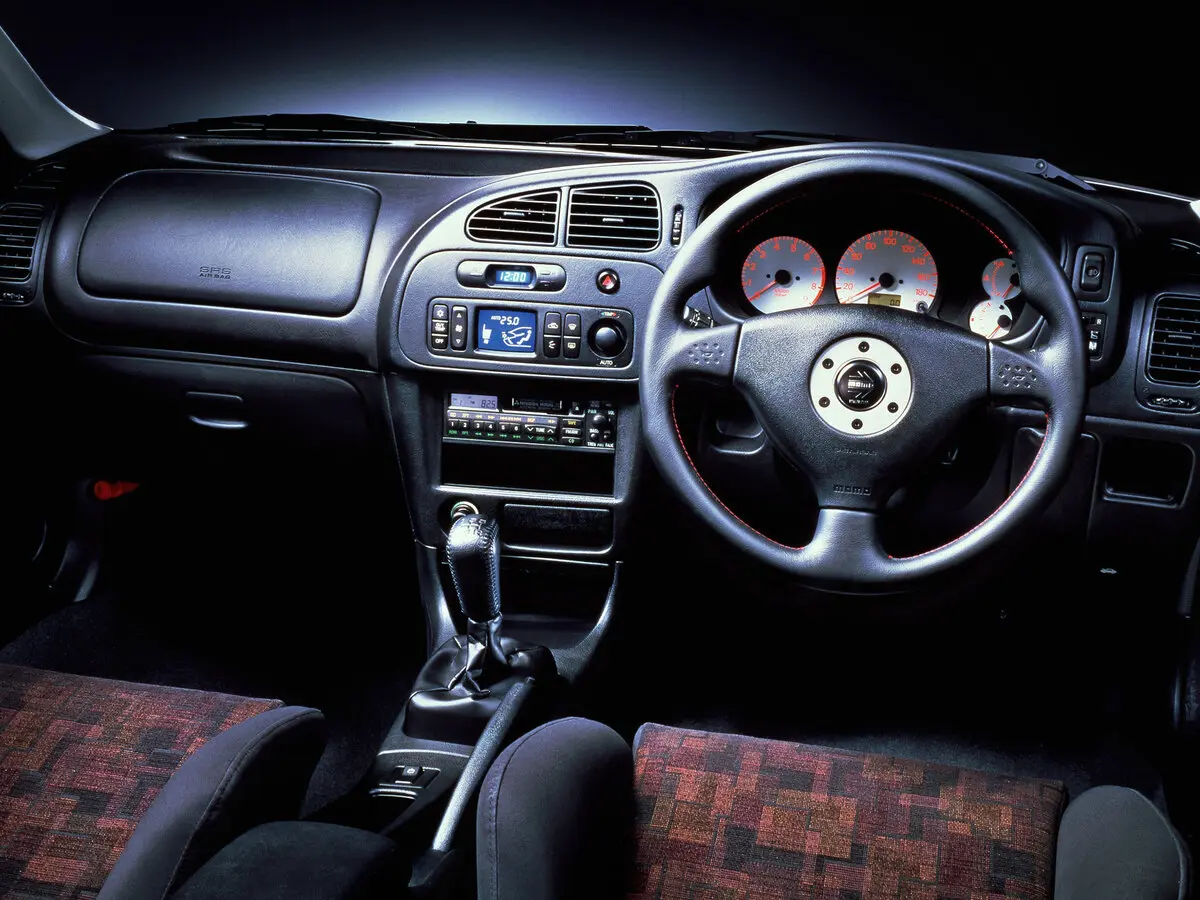 Mitsubishi Lancer Evolution IV Седан — сүрөт 4