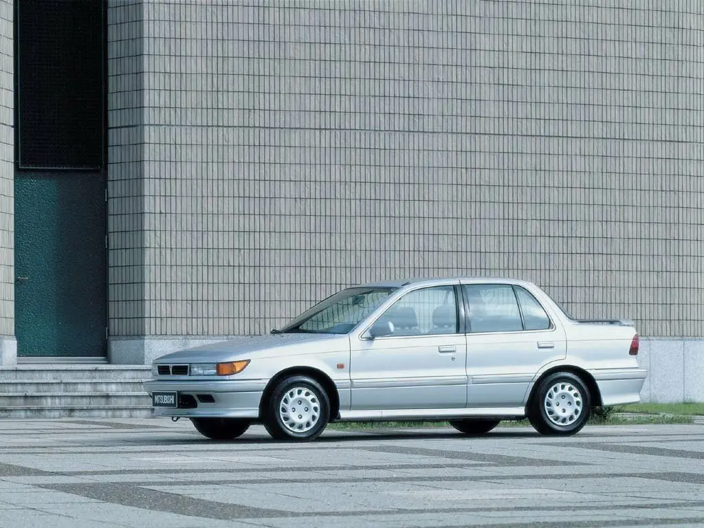 Mitsubishi Mirage III Седан — сүрөт 2