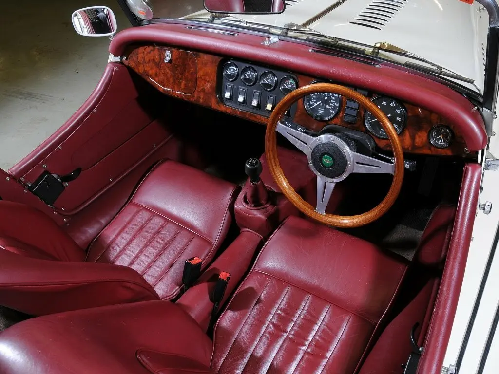 Morgan Plus 8 I Спидстер — photo 4
