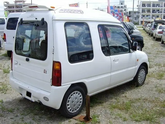 Mitsubishi Toppo I Хэтчбек 3 дв. — photo 2