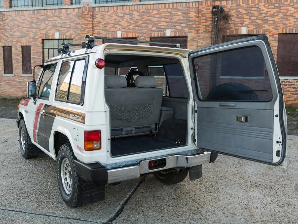 Mitsubishi Pajero I Внедорожник 3 дв. — photo 8