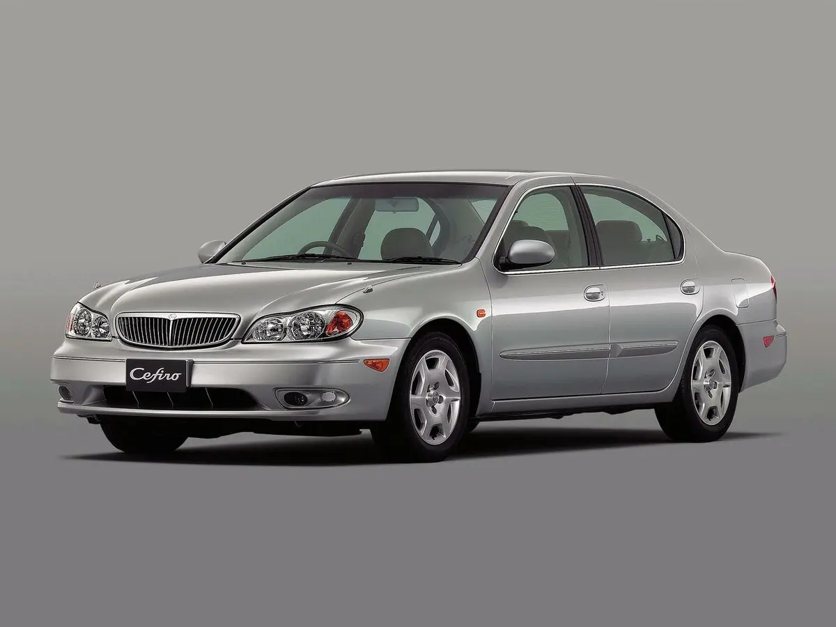 Nissan Cefiro III (A33)