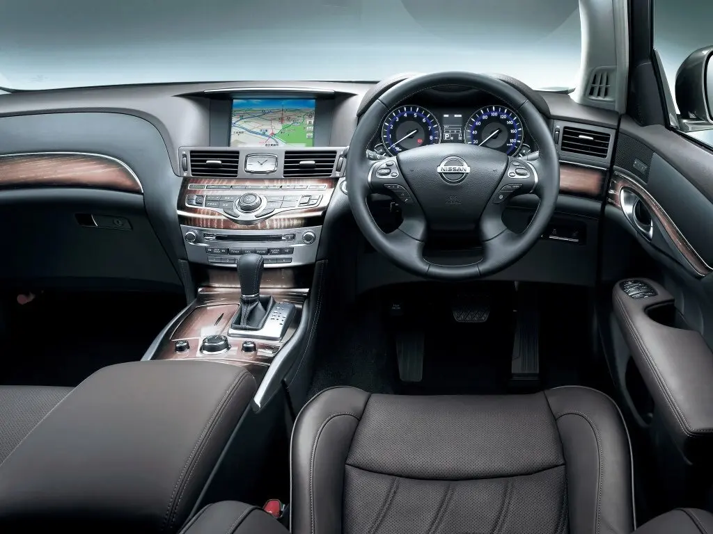 Nissan Fuga II Седан — сүрөт 5