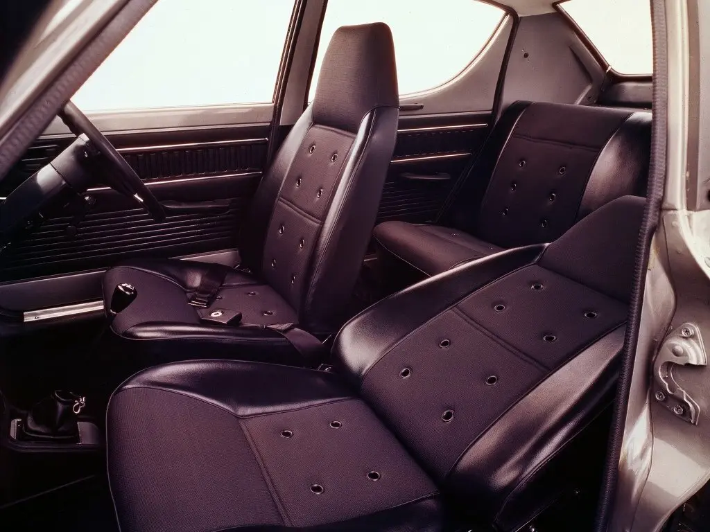 Nissan Cherry I (E10) Седан — сүрөт 6