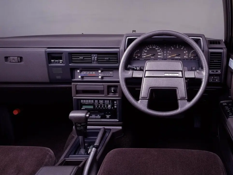 Nissan Laurel V (C32) Седан — сүрөт 3