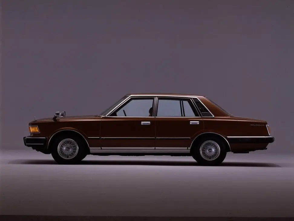 Nissan Gloria VI (430) Седан — 照片 2