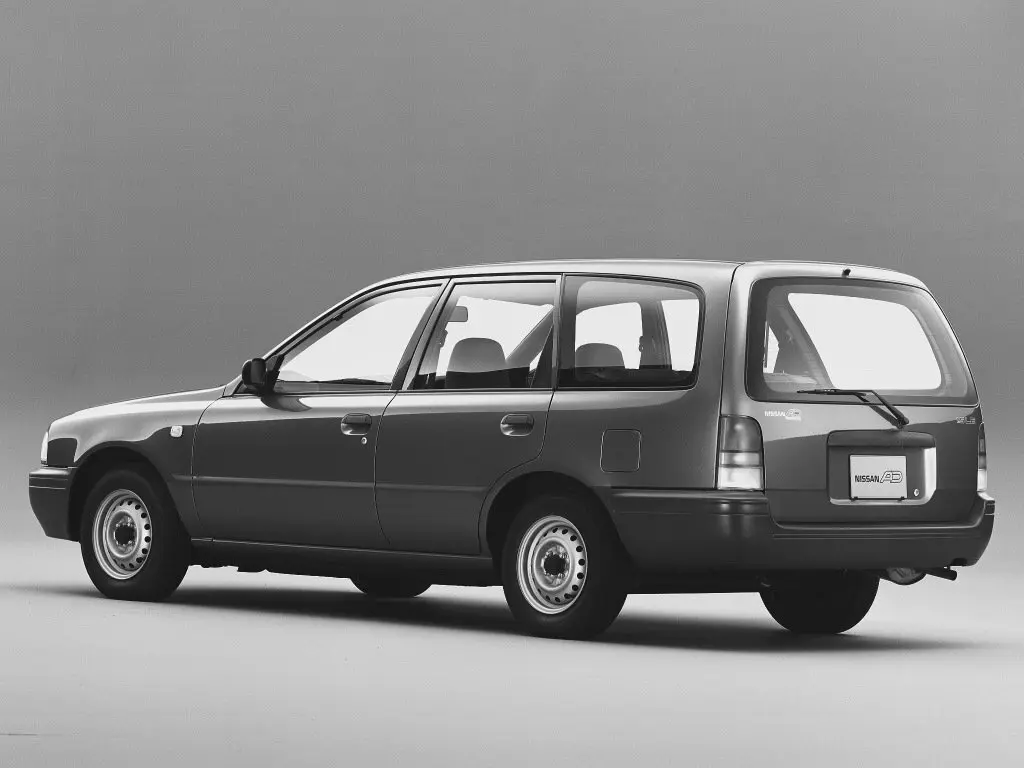 Nissan AD I Универсал 5 дв. — фото 2