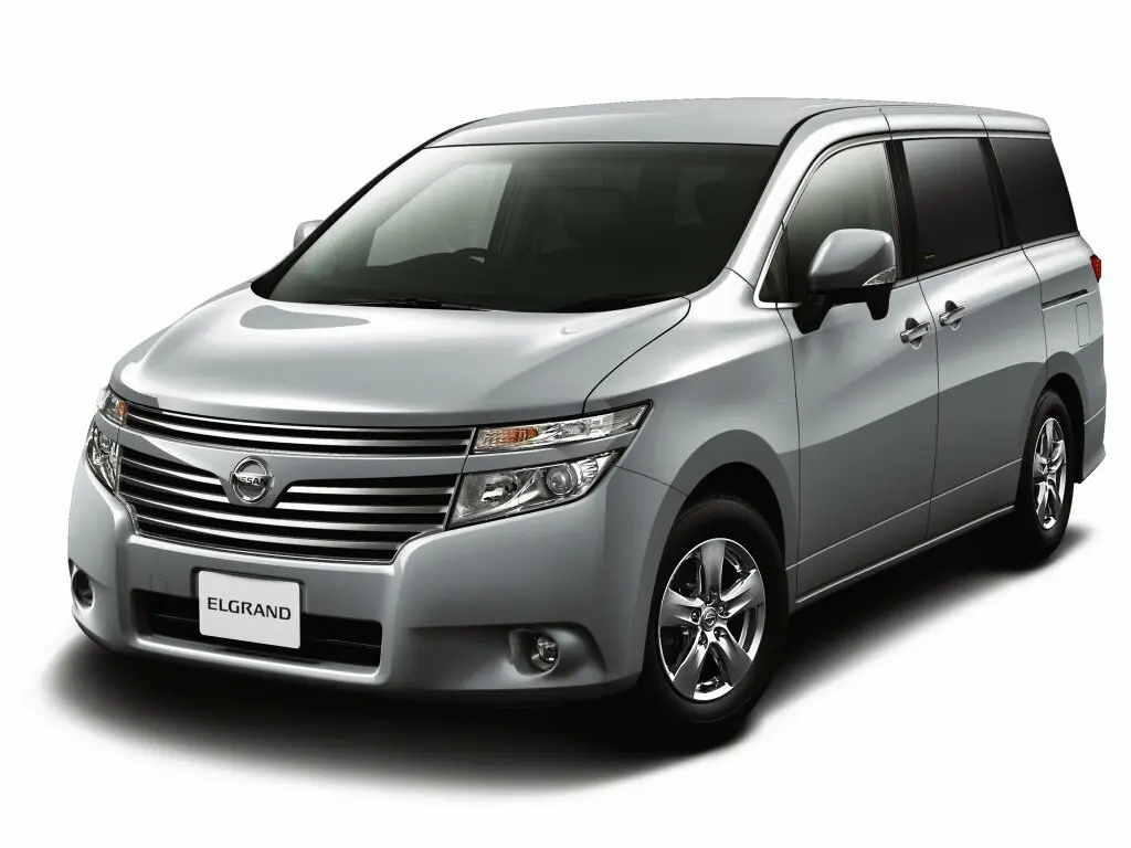 Nissan Elgrand III (E52)