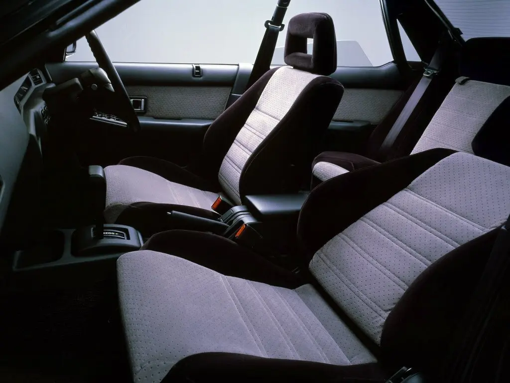 Nissan Bluebird IX (U12) Седан — сүрөт 4