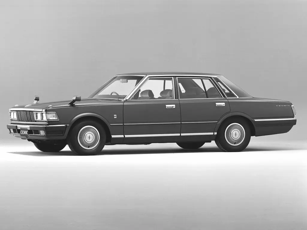 Nissan Cedric V (430) Седан