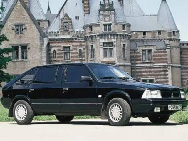 Москвич Юрий Долгорукий 1997 – 2001 Хэтчбек 5 дв. — сүрөт 2