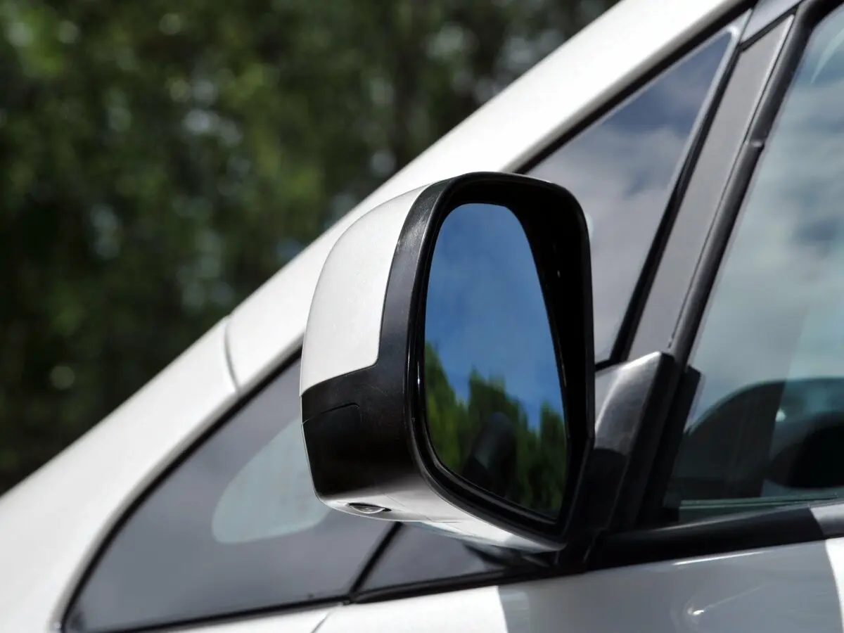 Nissan Leaf I (ZE0/AZE0) Хэтчбек 5 дв. — сүрөт 13