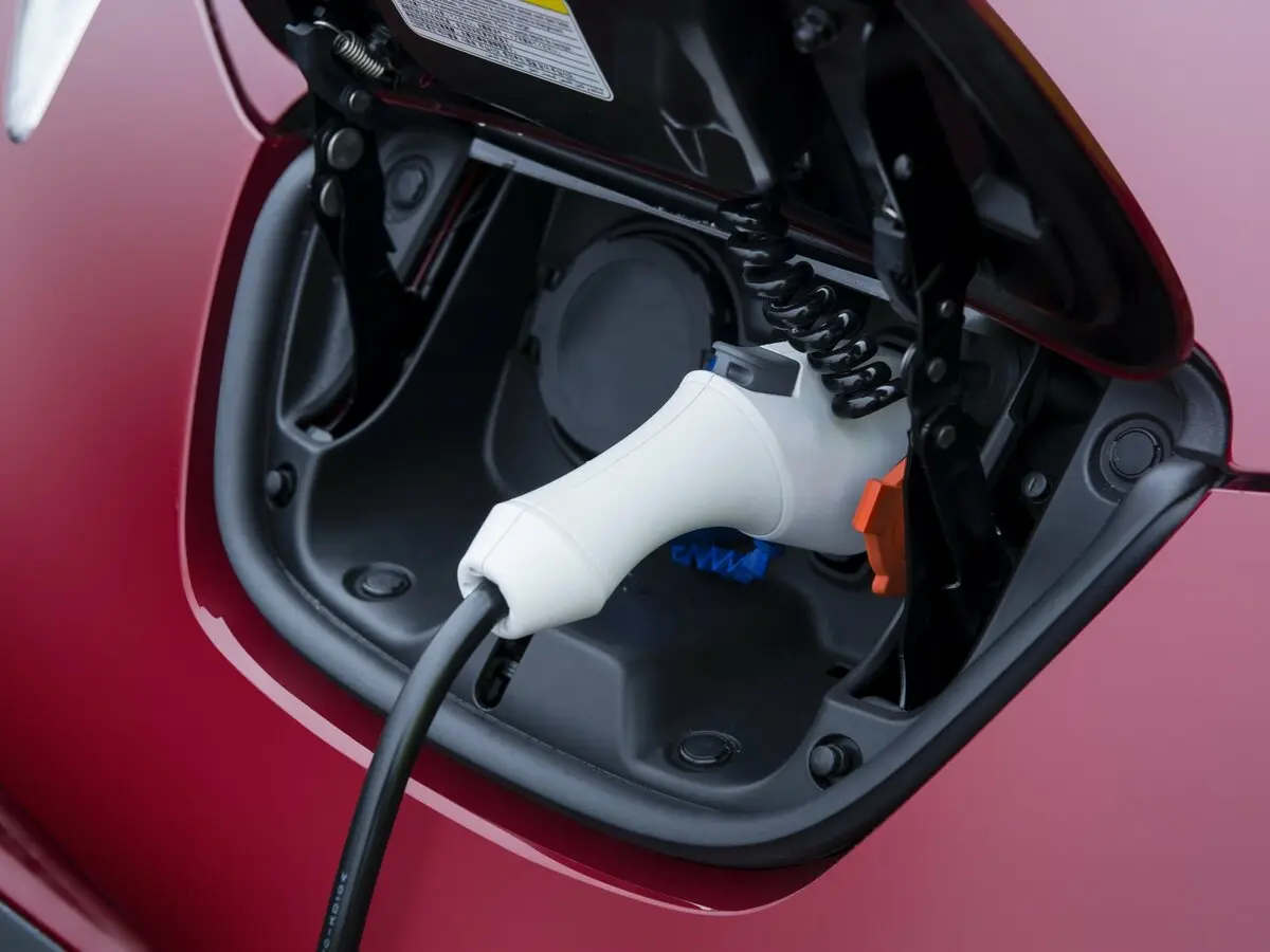 Nissan Leaf I (ZE0/AZE0) Хэтчбек 5 дв. — сүрөт 16