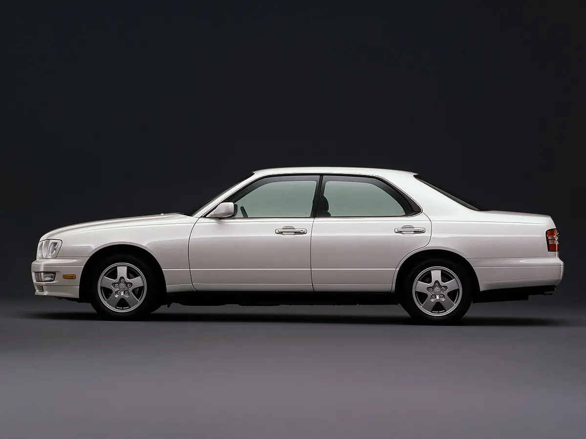 Nissan Gloria X (Y33) Седан — сүрөт 2