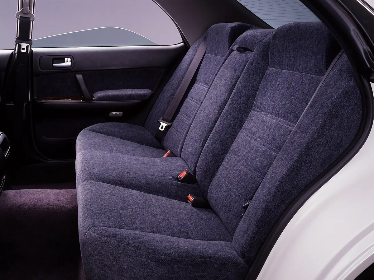Nissan Gloria X (Y33) Седан — сүрөт 8