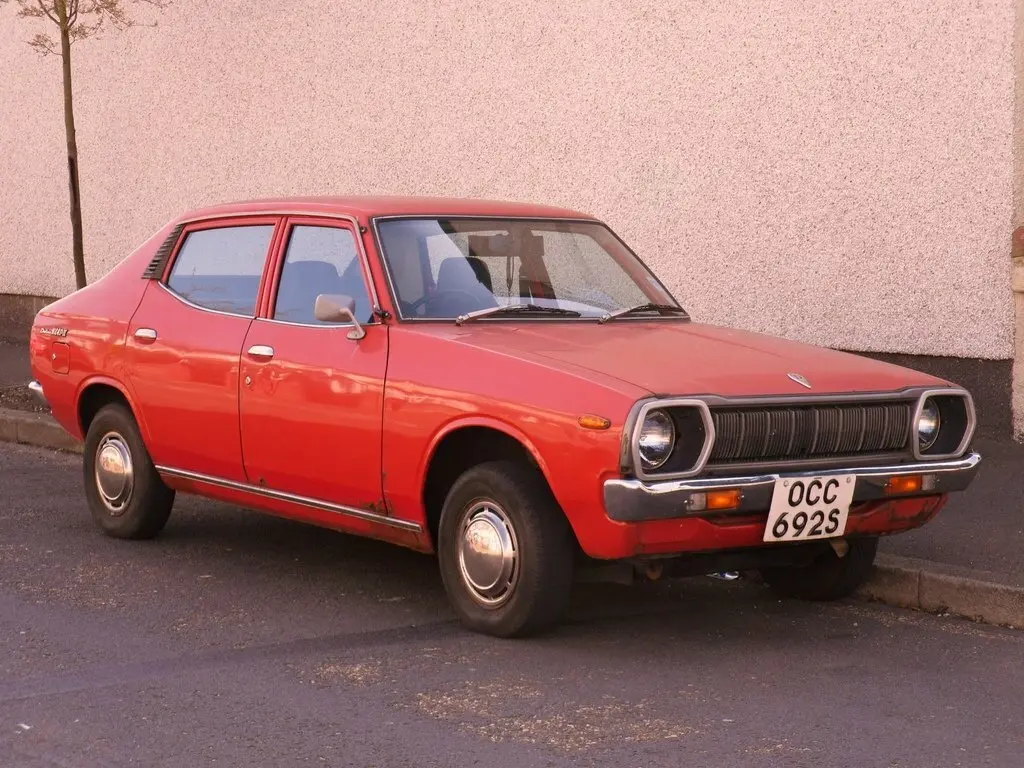 Nissan Cherry II (F10) Седан
