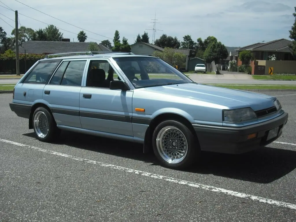 Nissan Skyline VII (R31) Универсал 5 дв.