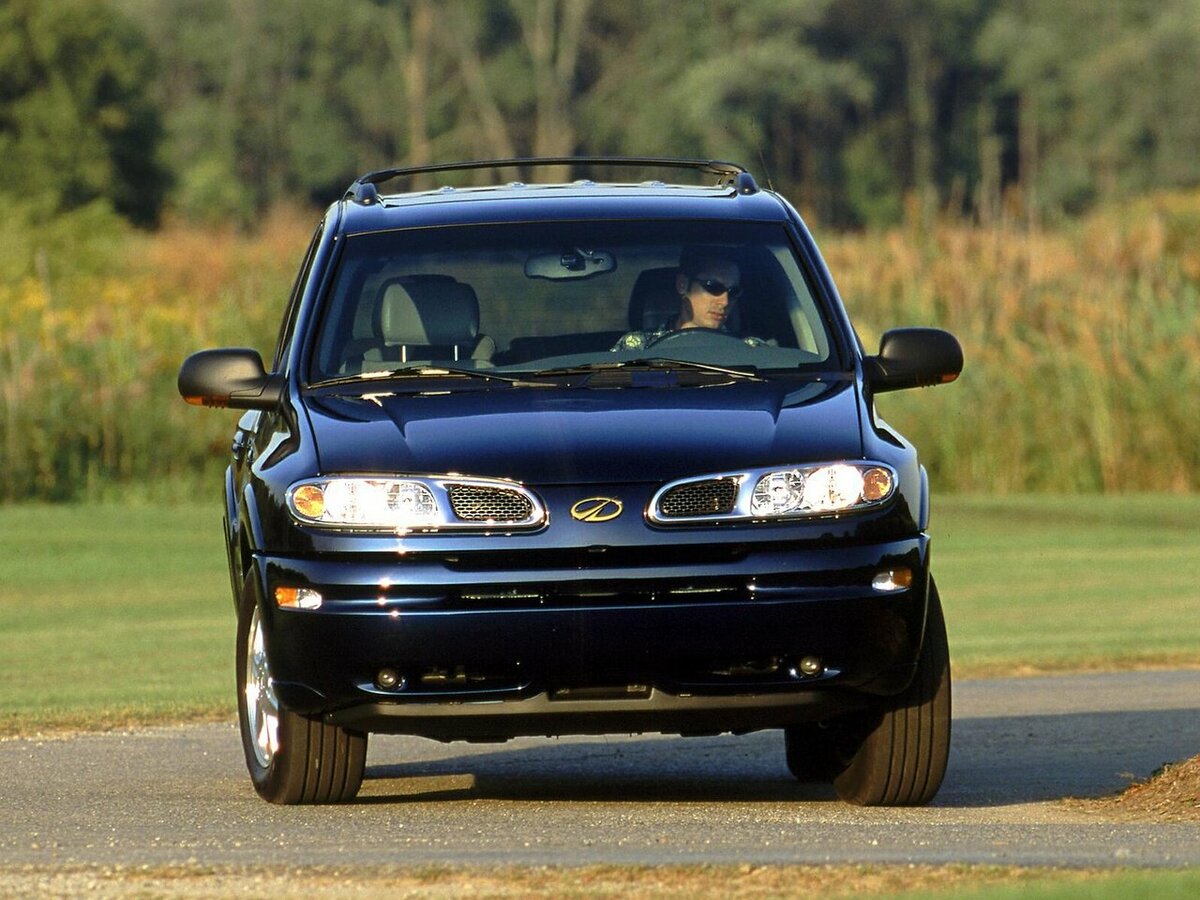 Oldsmobile Bravada III Внедорожник 5 дв. — фото 3