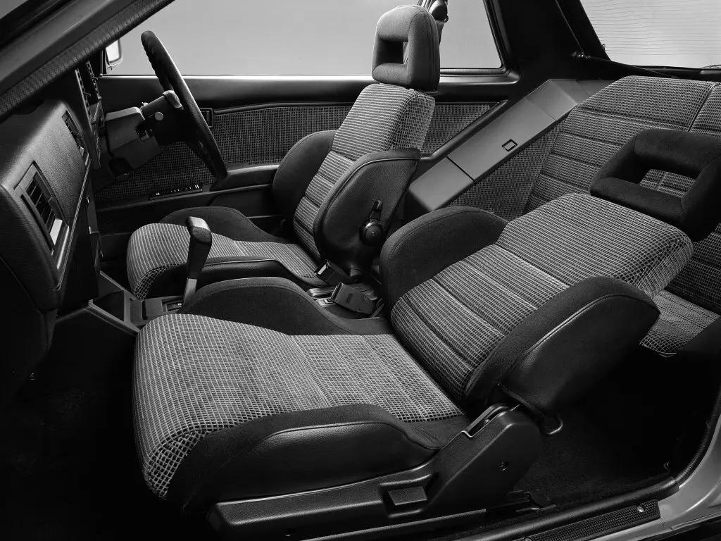 Nissan Sunny B12 Купе — photo 4