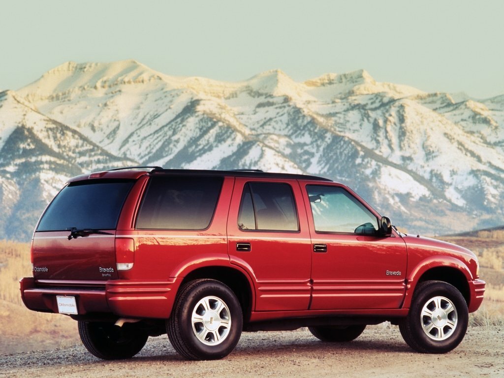 Oldsmobile Bravada II Внедорожник 5 дв. — фото 2