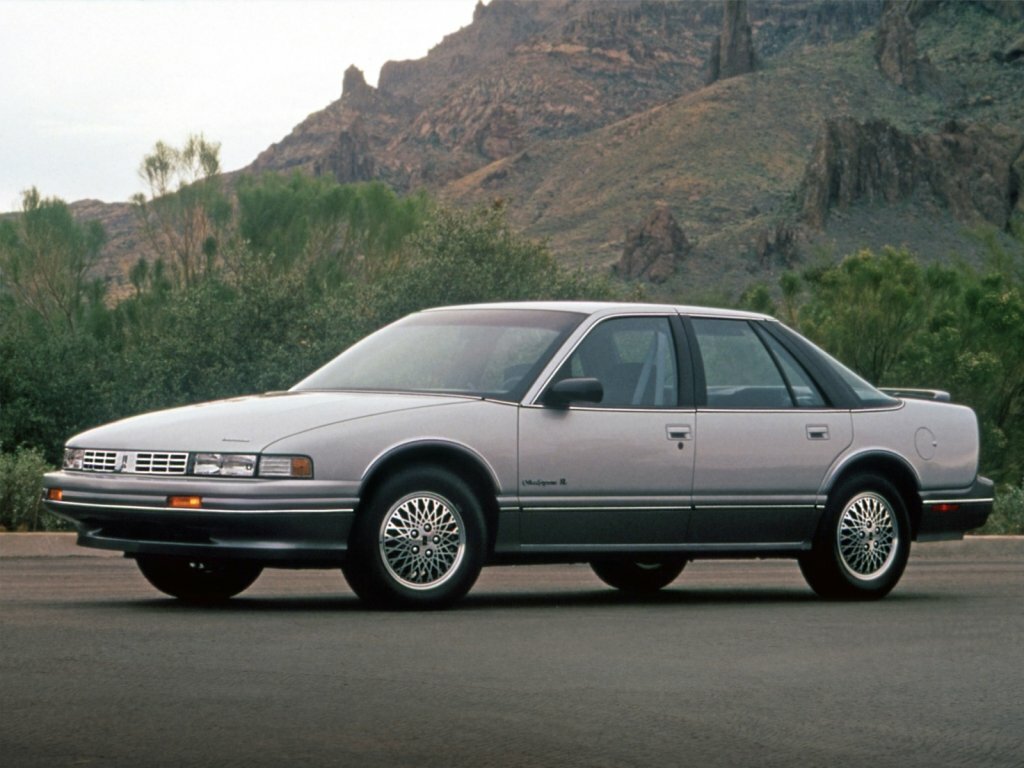 Oldsmobile Cutlass Supreme 1988 – 1997