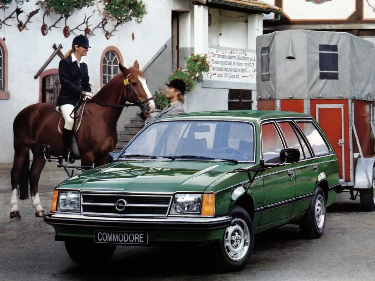 Opel Commodore C Универсал 5 дв. — сүрөт 2